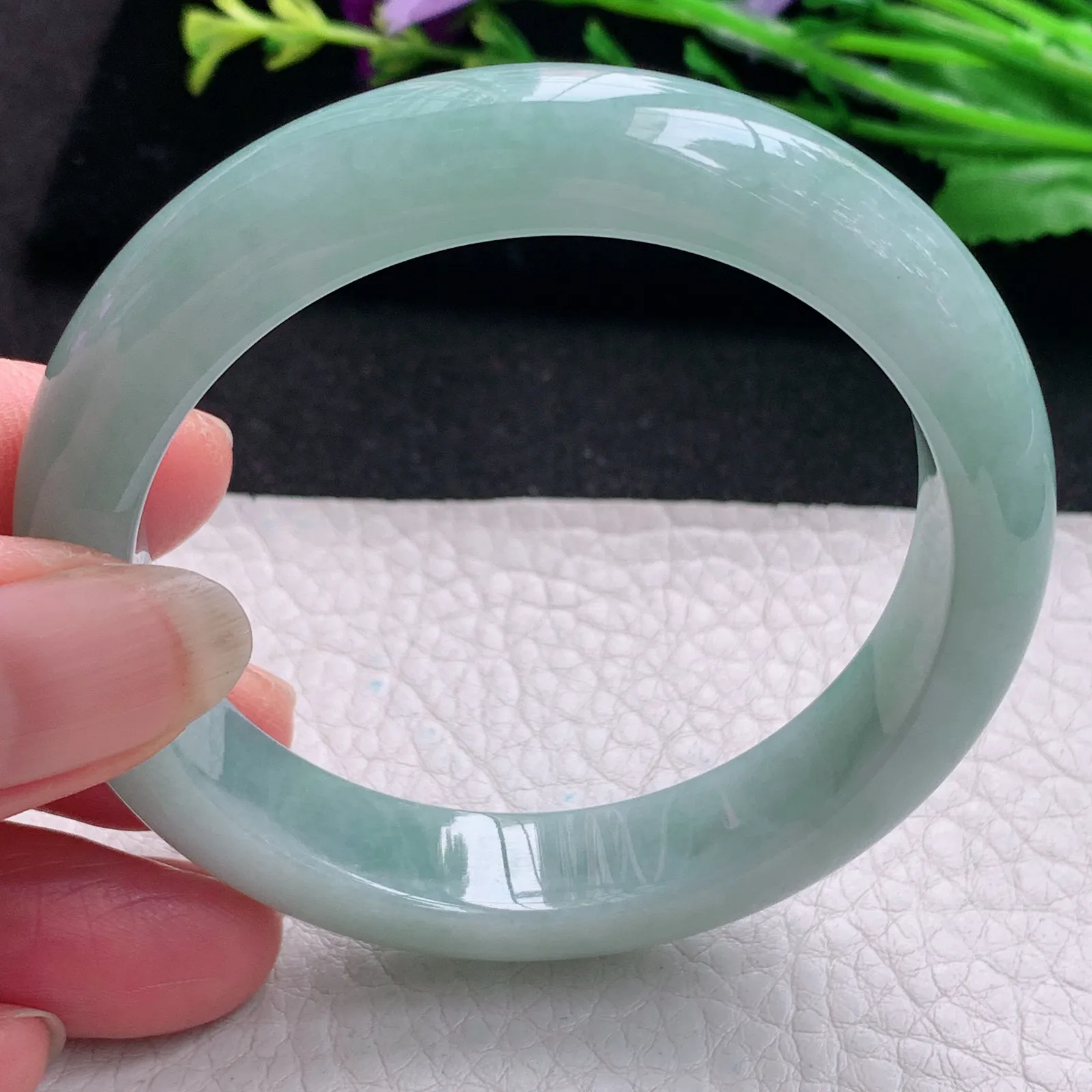 js实拍53.5*12.5*8平安镯 天然缅甸翡翠晴底水润玉手镯 宽边玉手环