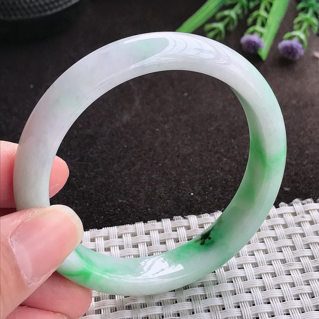 实拍A货翡翠56.5/12.3/7.8老坑精美飘阳绿手镯宽边翡翠玉镯女款