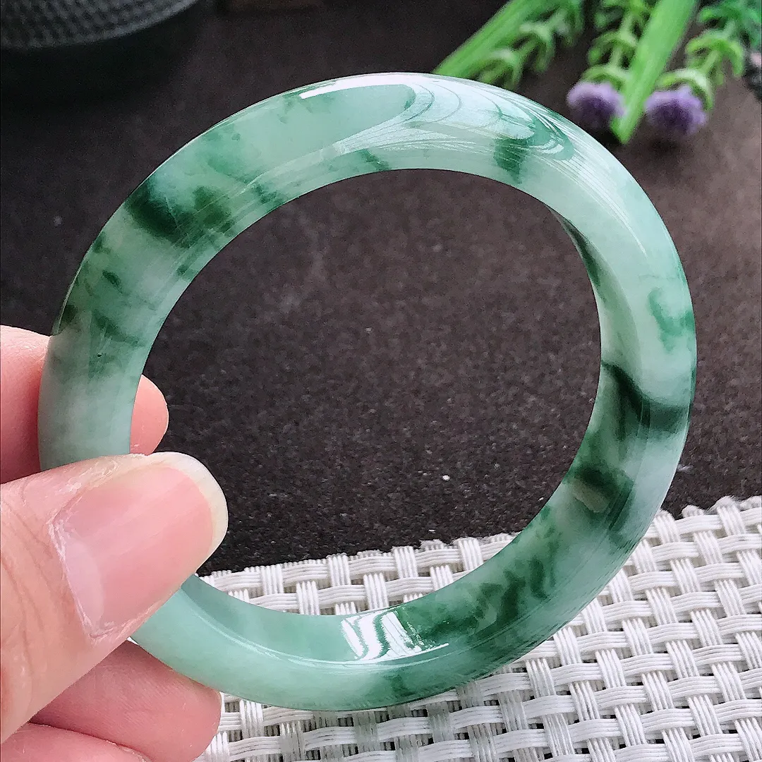 实拍A货翡翠55/12.3/8.2老坑冰润飘花手镯宽边翡翠玉镯女款