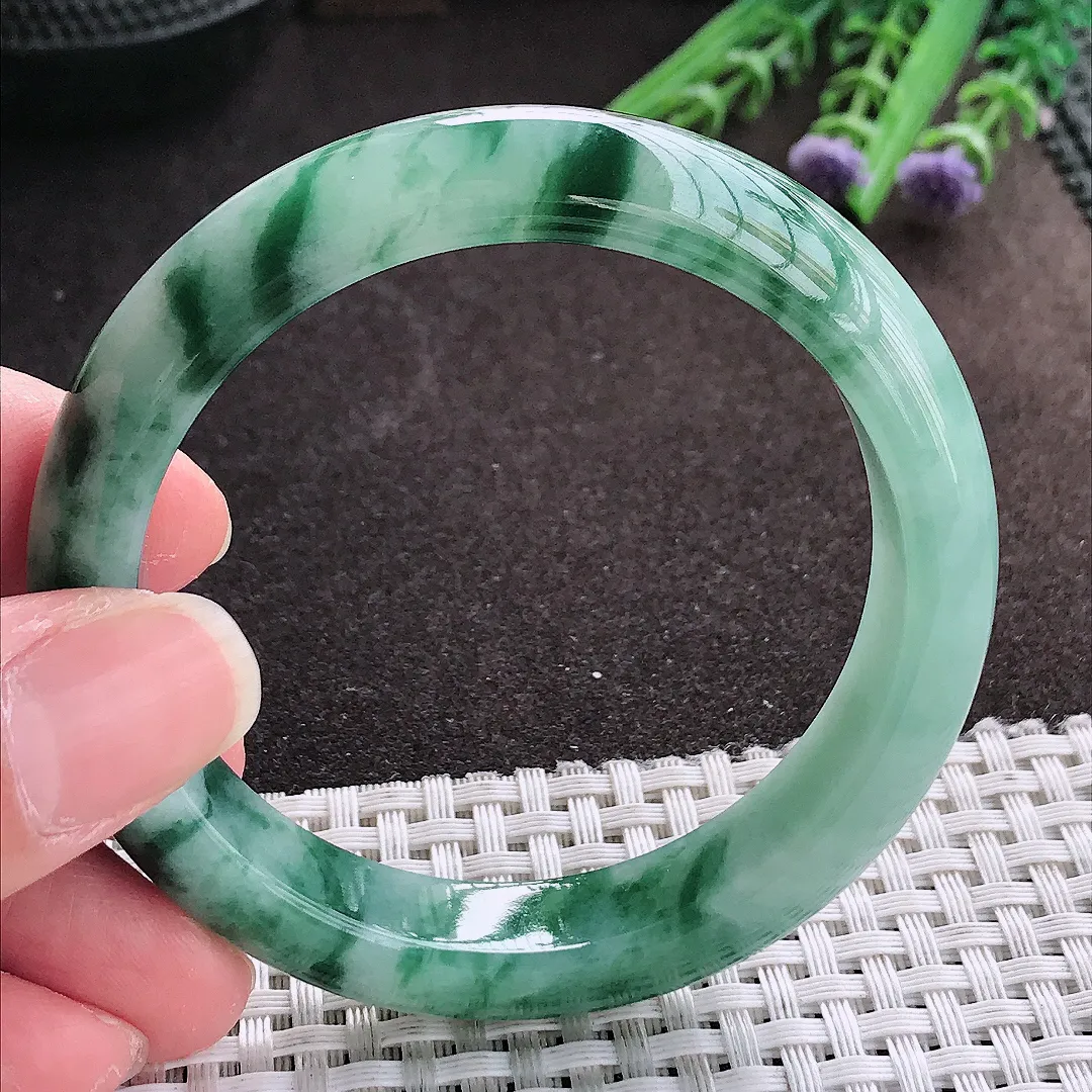 实拍A货翡翠55/12.3/8.2老坑冰润飘花手镯宽边翡翠玉镯女款