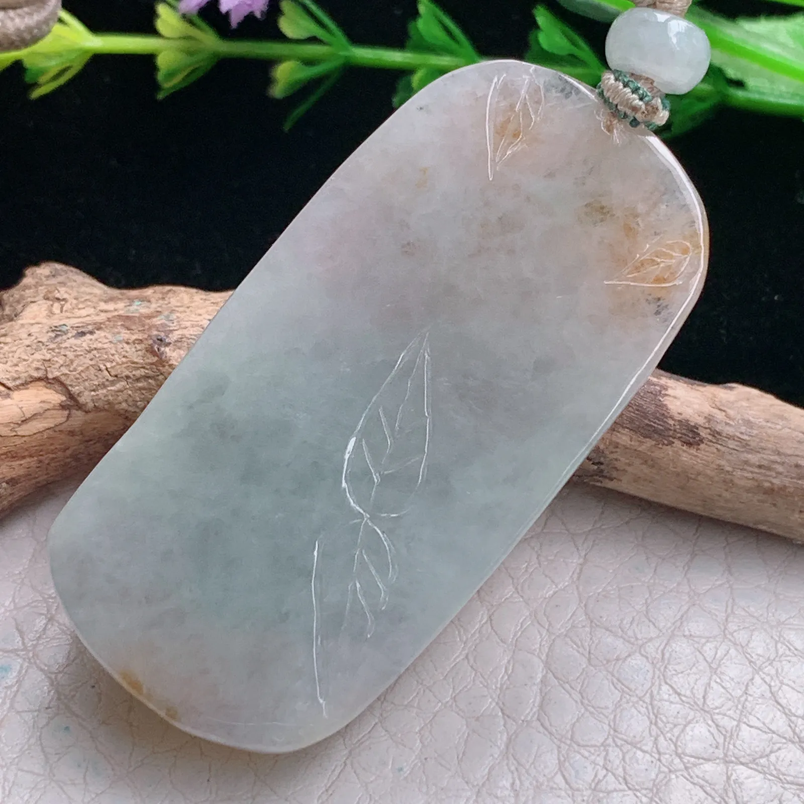 cys实拍52.5*26*12.3缅甸翡翠精雕冰双彩下山虎 生肖虎？玉吊坠