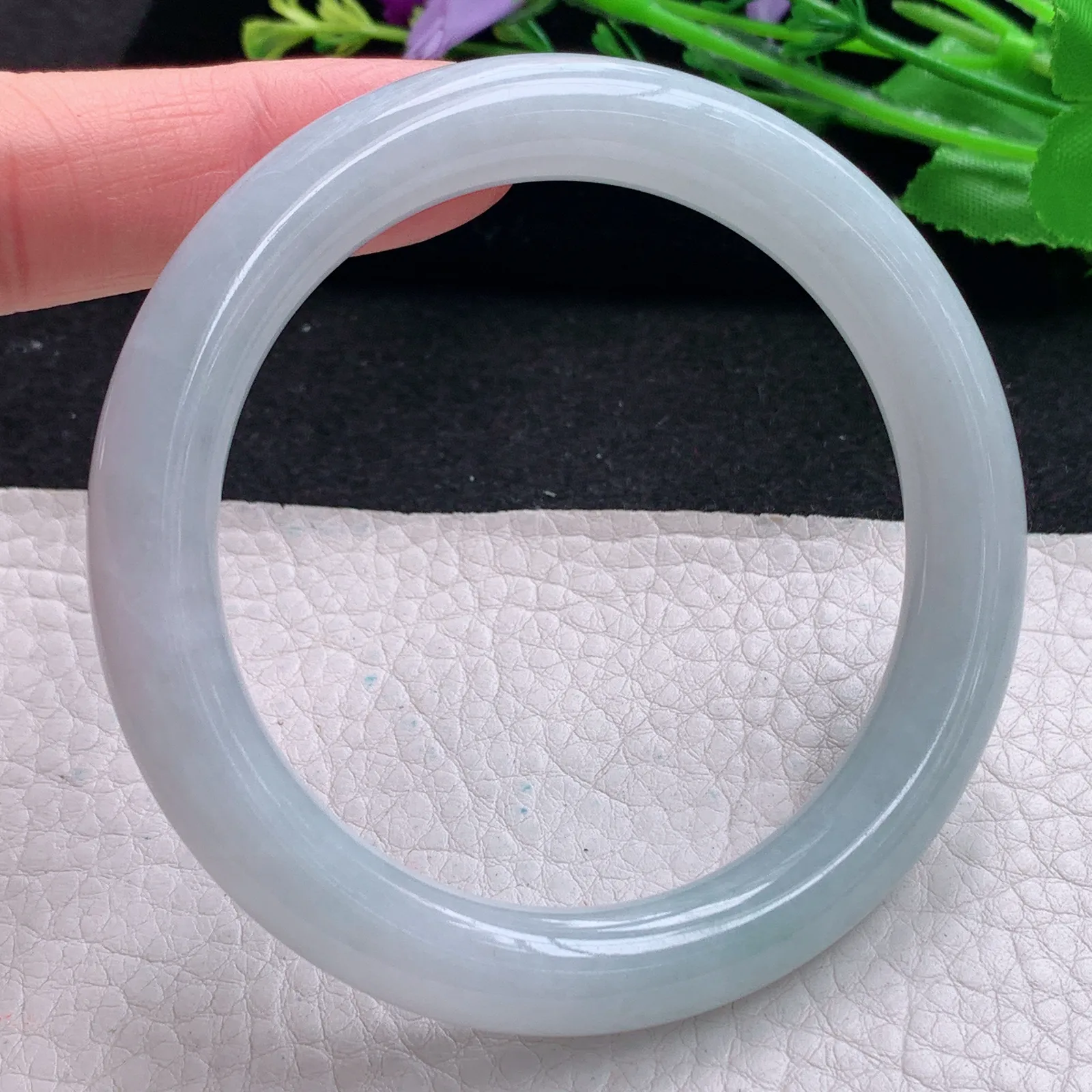 js实拍58.5*10.3*9.3美人镯 天然缅甸翡翠清爽水润玉手镯圆条叮当镯