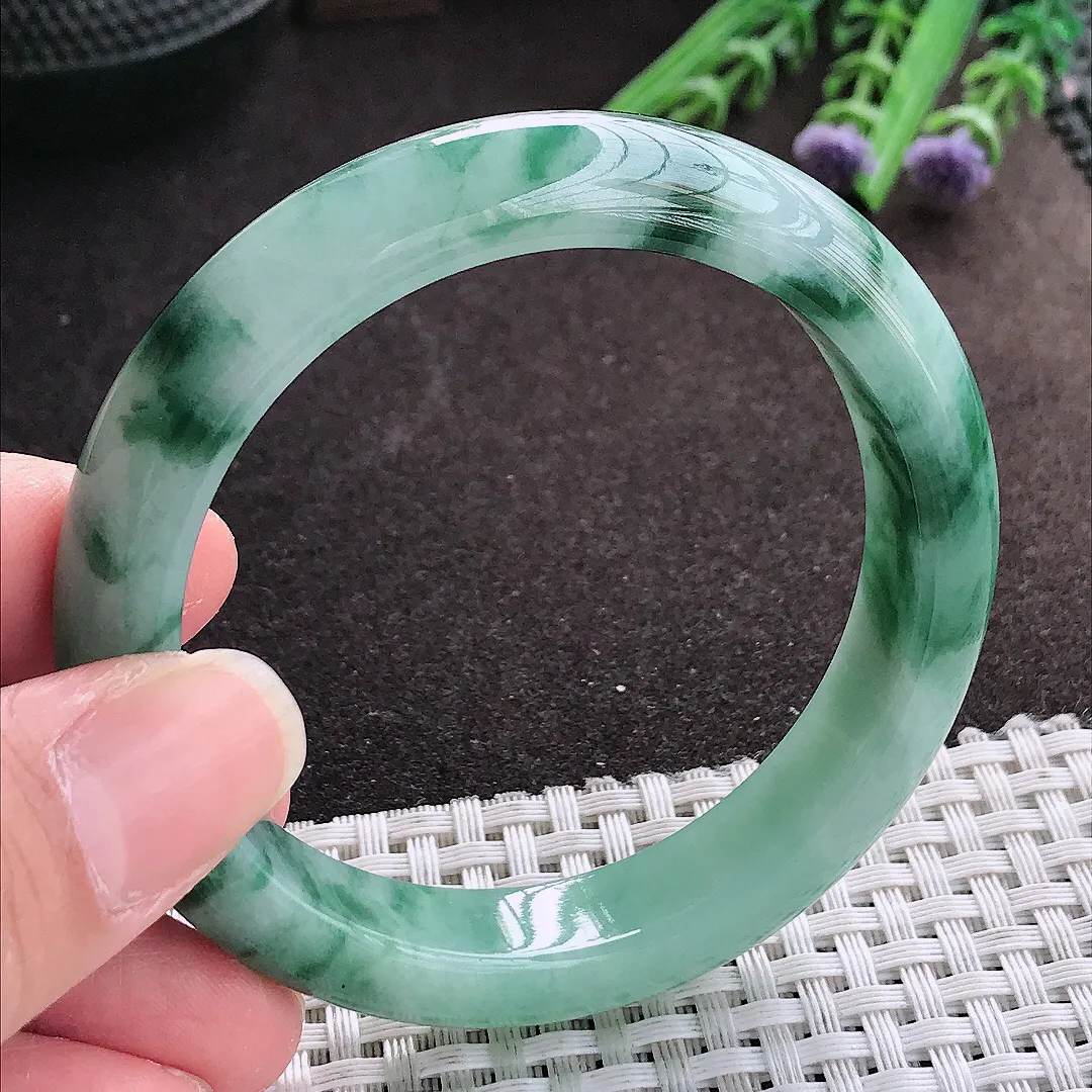 实拍A货翡翠55/12.3/8.2老坑冰润飘花手镯宽边翡翠玉镯女款