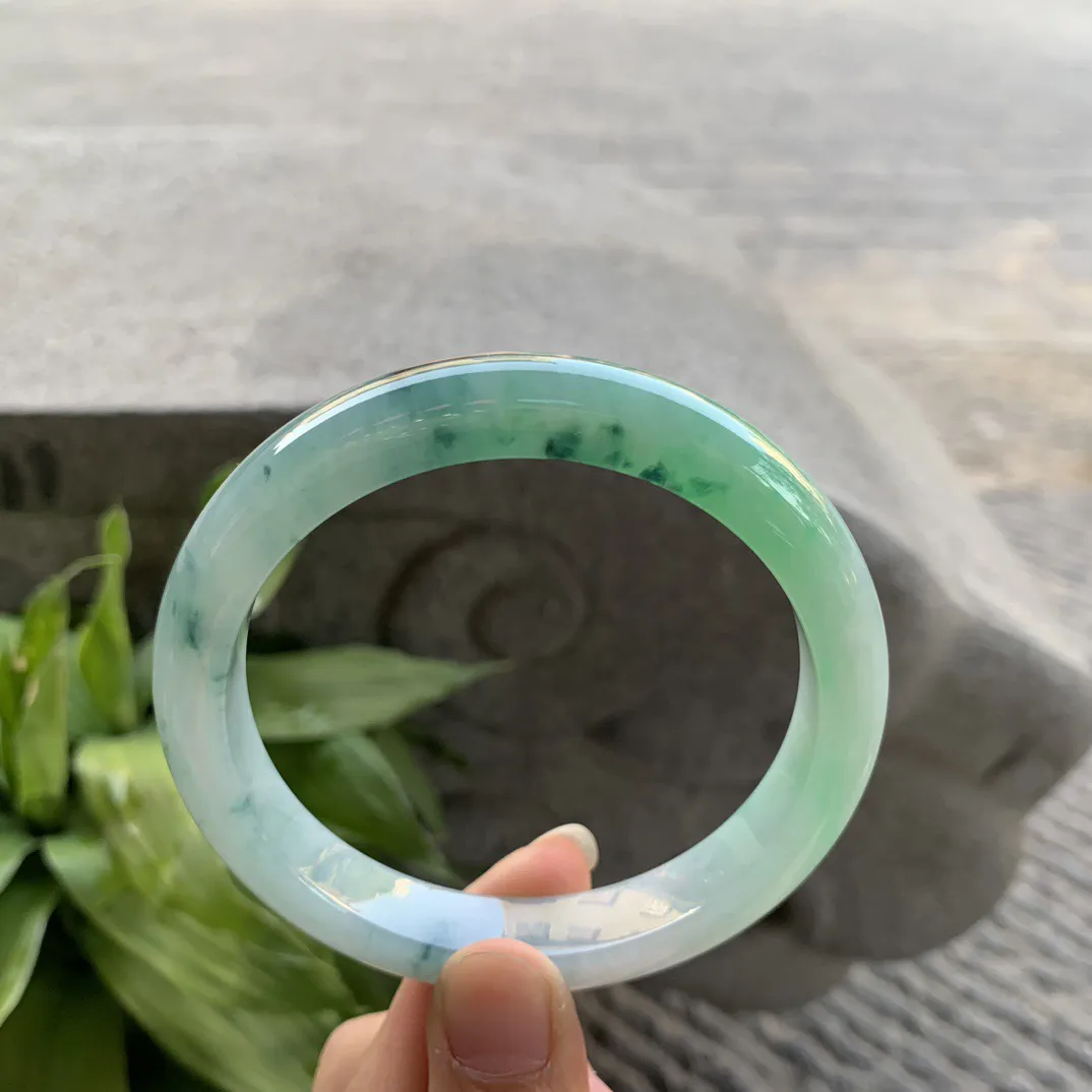 大圈口63.4-11.5-9.1 【阳绿飘花正圈手镯】正圈63 64可戴