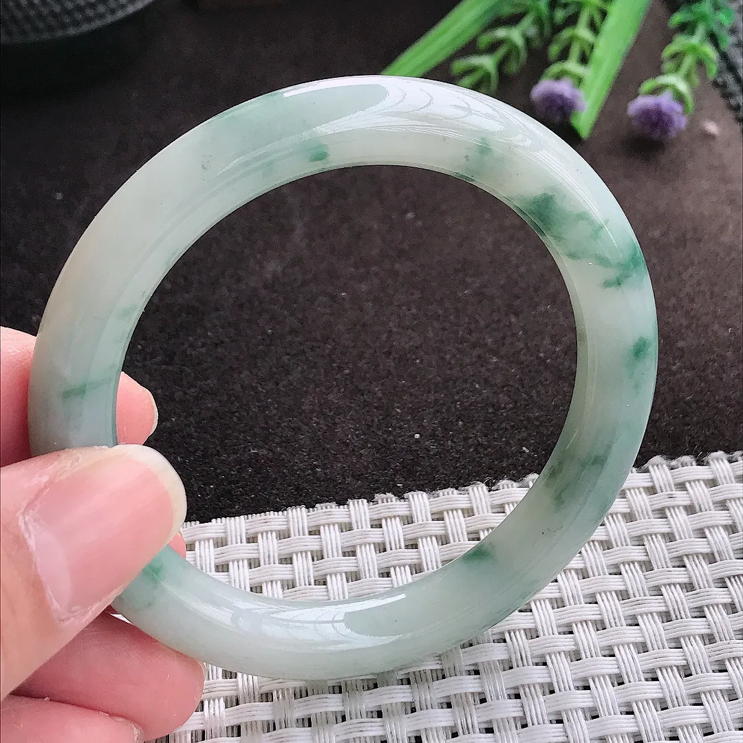 实拍A货翡翠53.8/9.3/9.1老坑冰润飘花圆条手镯翡翠玉镯女款