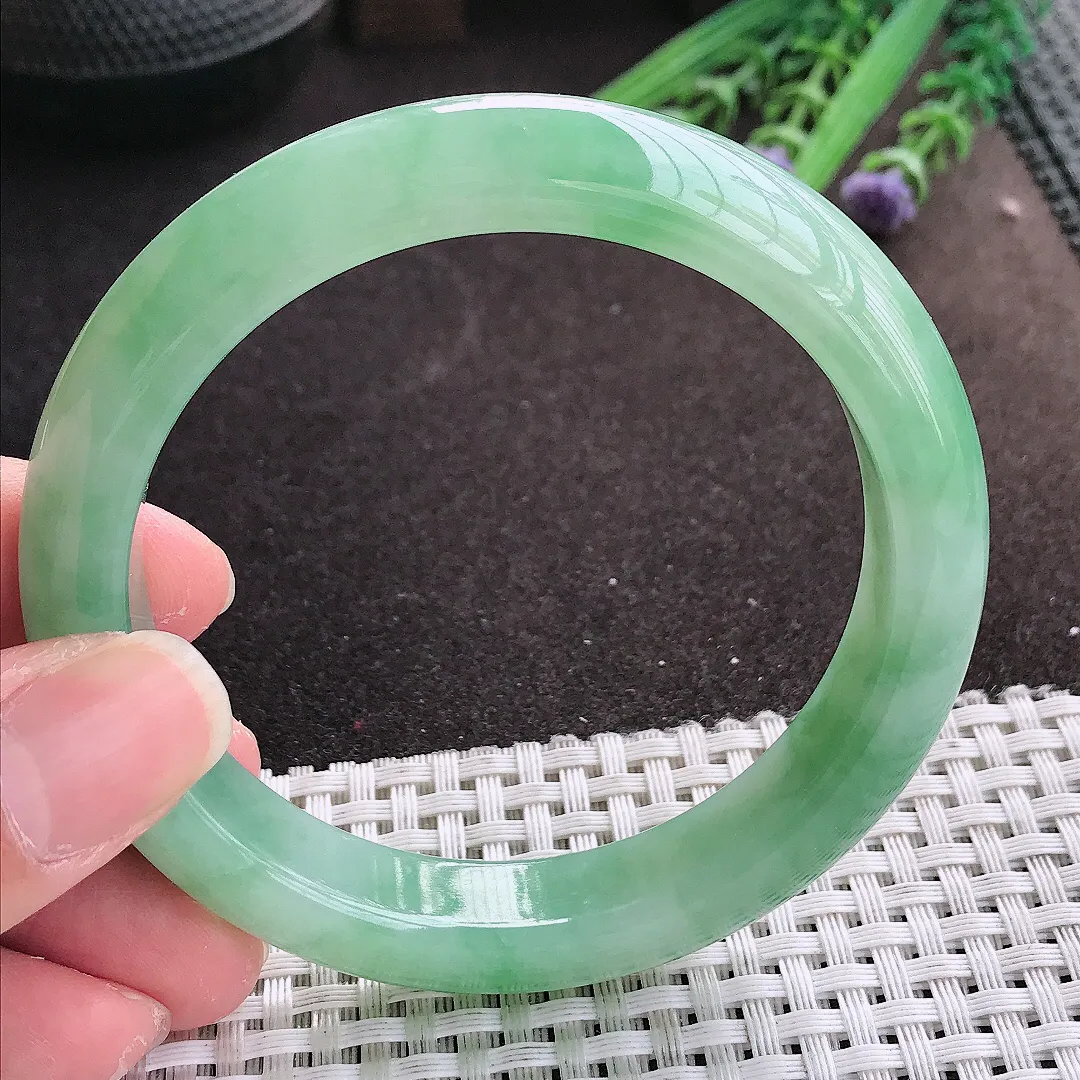 实拍A货翡翠60/12.5/8.8老坑冰胶果冻芙蓉种满绿手镯宽边翡翠玉镯女款