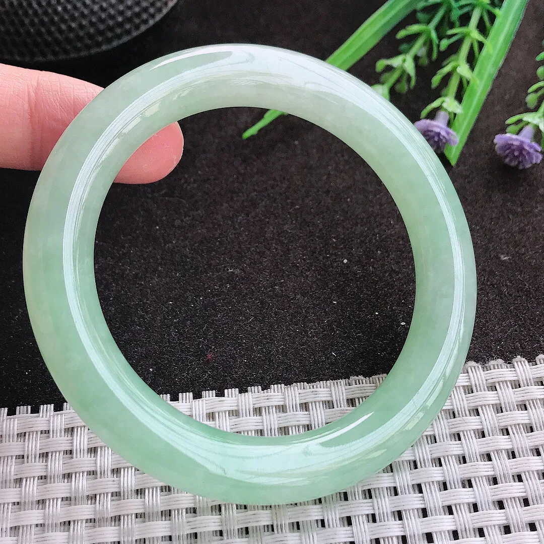 实拍A货翡翠56/10.1/10.3老坑冰胶果冻冰晴甜绿圆条手镯翡翠玉镯女款