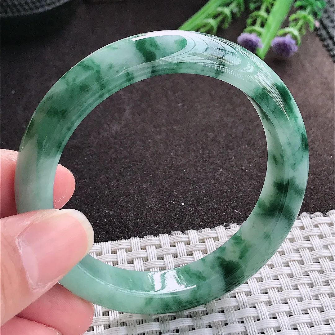 实拍A货翡翠55/12.3/8.2老坑冰润飘花手镯宽边翡翠玉镯女款