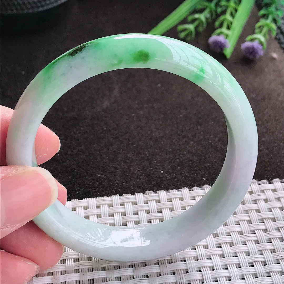 实拍A货翡翠56.5/12.3/7.8老坑精美飘阳绿手镯宽边翡翠玉镯女款