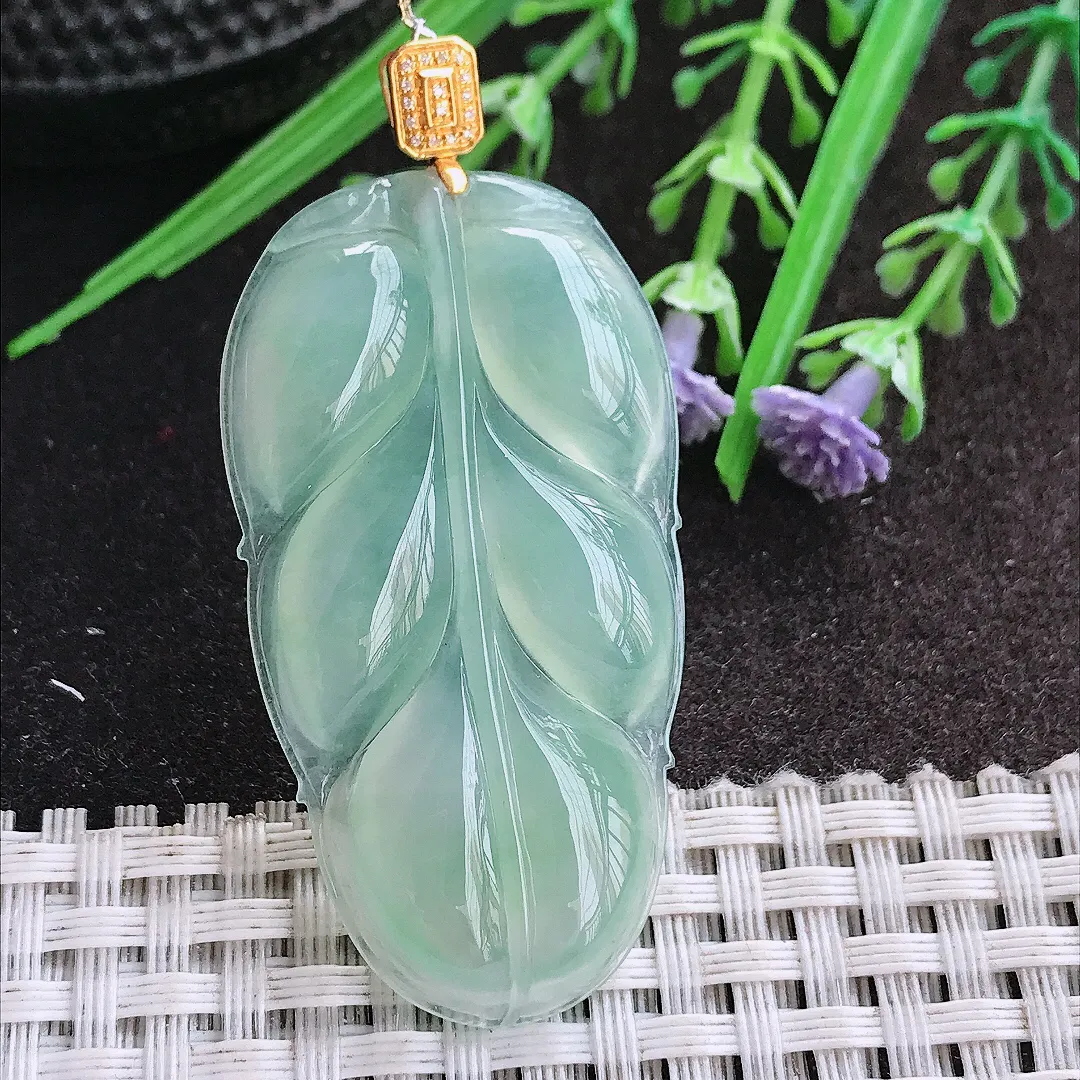 实拍A货翡翠48.8/26.3/5.6老坑18k金镶嵌冰种冰晴绿大叶子吊坠翡翠挂件
