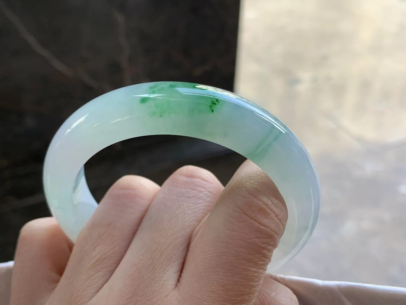 55.5-12.7-8.9

飘绿手镯^_^清新