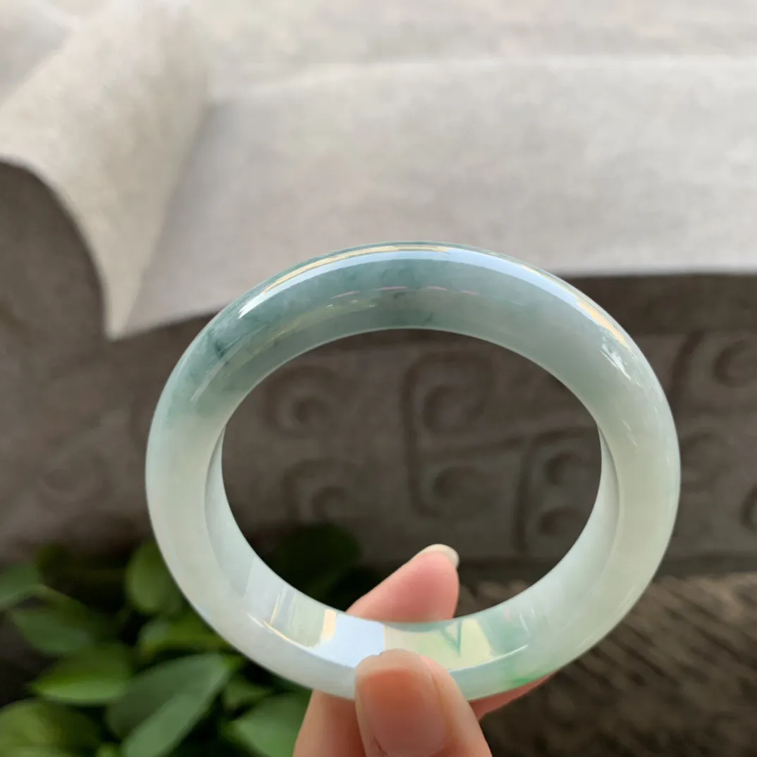 圈口54.4-12.8-9.1 【阳绿飘花正圈手镯】正圈54 55可戴