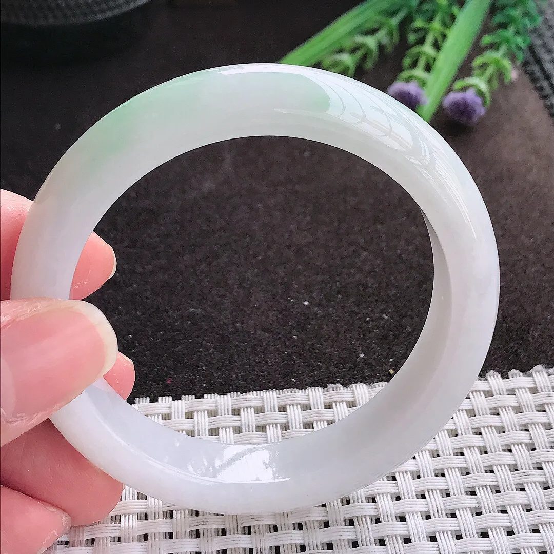 实拍A货翡翠55.5/12.8/8.5老坑冰润起胶浅绿手镯宽边翡翠玉镯女款