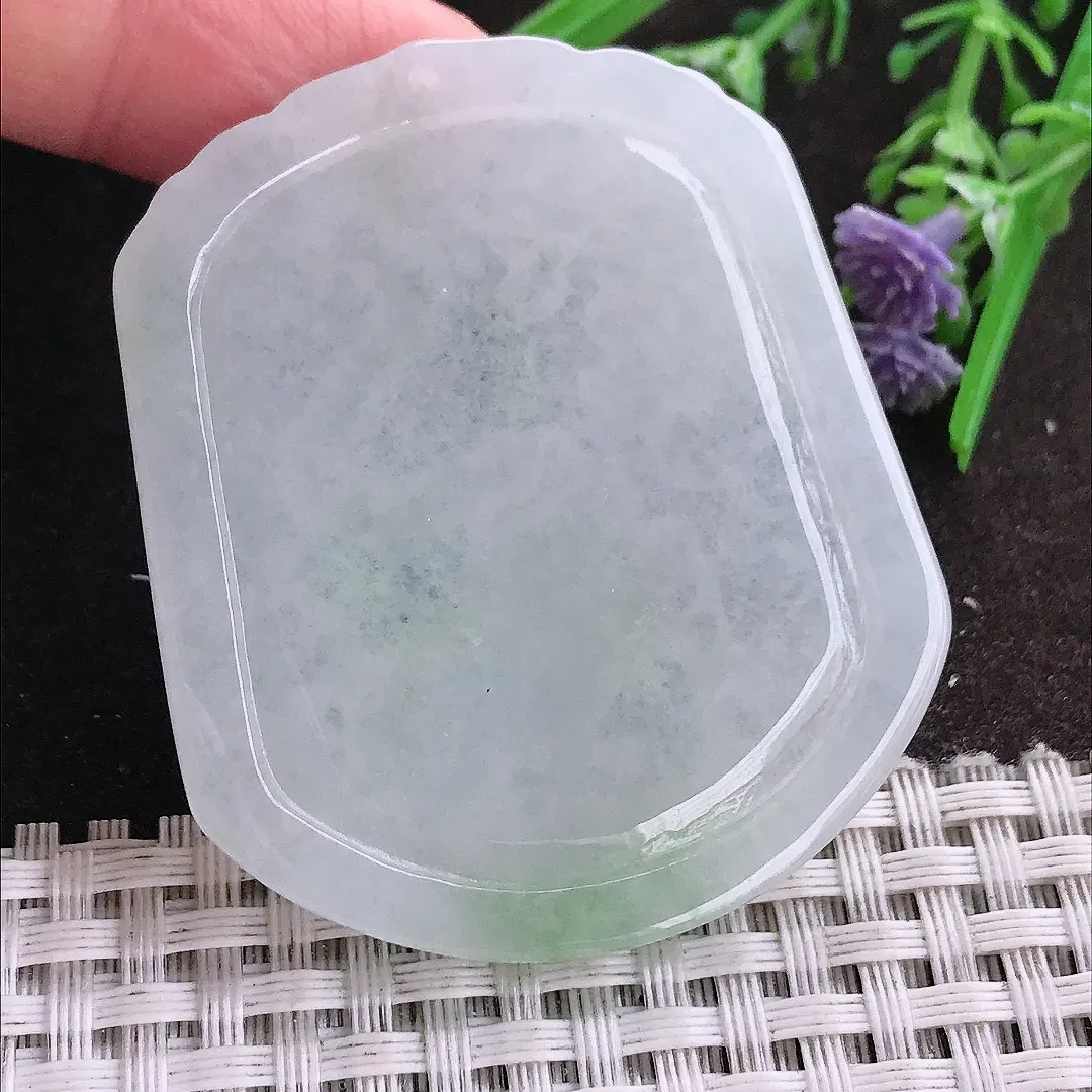 实拍A货翡翠53/45/5.6老坑秀气冰润招财鼠生肖鼠牌吊坠翡翠挂件