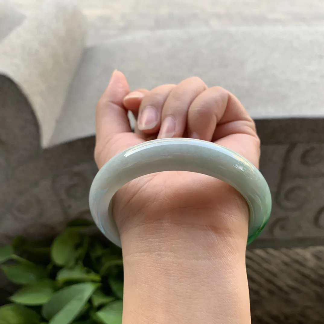 圈口56.8-12.2-8.8 【辣绿正圈手镯】正圈56 57可戴