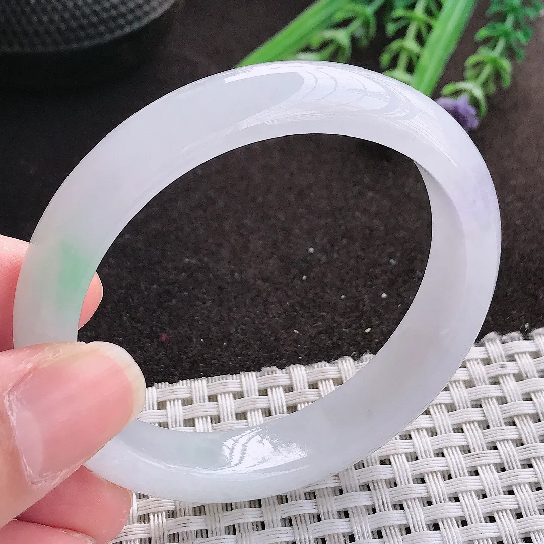 实拍A货翡翠54.5/49.5/13/7.7老坑冰胶果冻白净贵妃手镯宽边翡翠玉镯女款