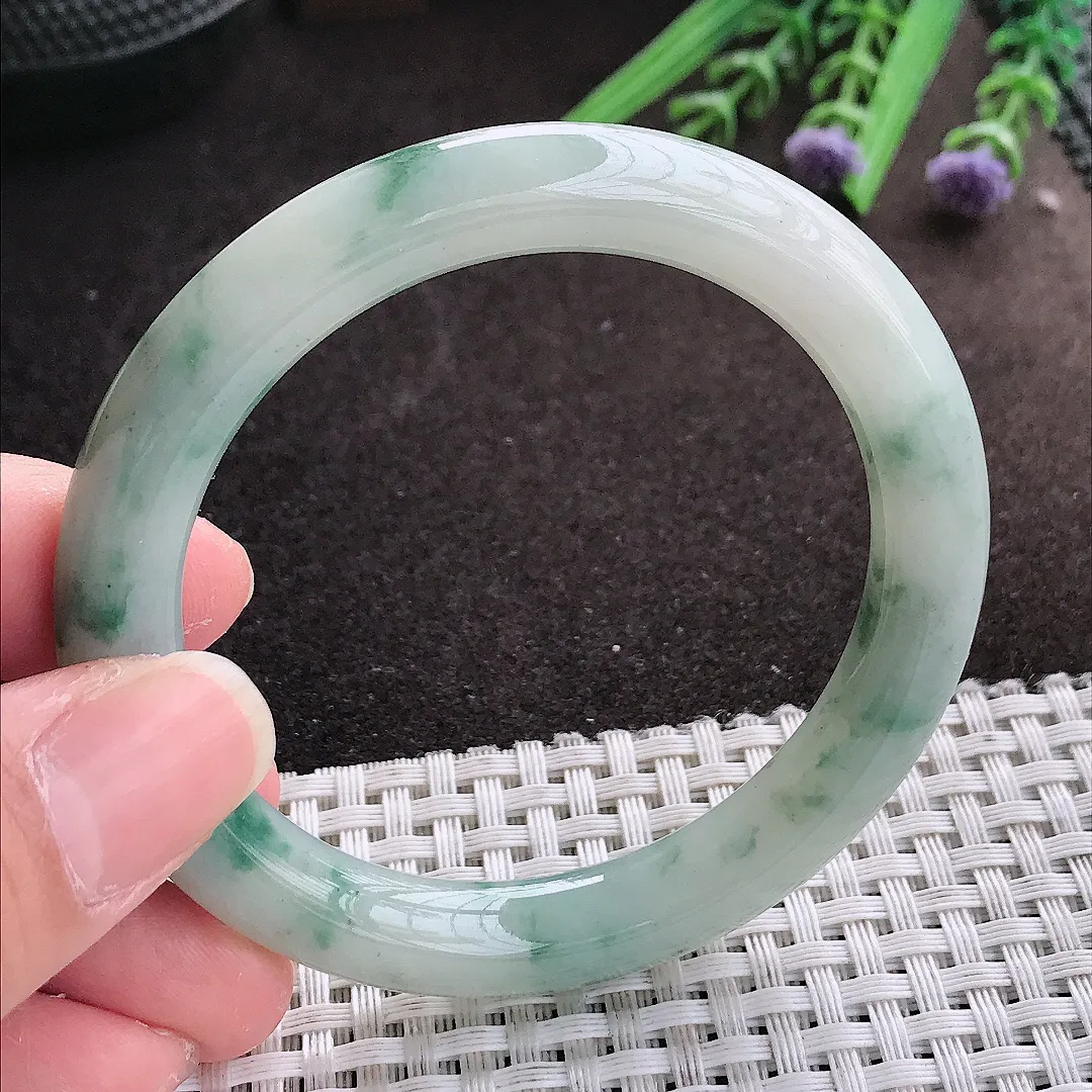 实拍A货翡翠53.8/9.3/9.1老坑冰润飘花圆条手镯翡翠玉镯女款