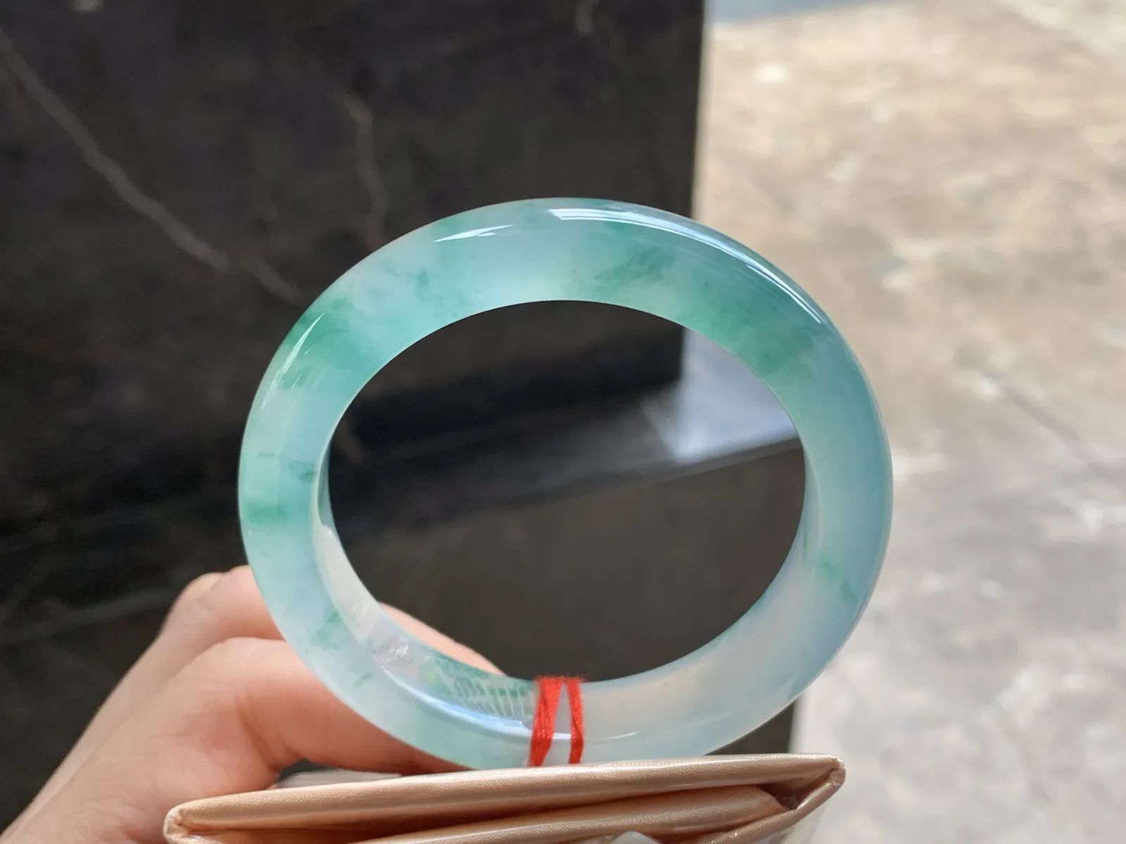 54.5-12.5-9

飘花手镯^_^飘花灵韵 颜色好看