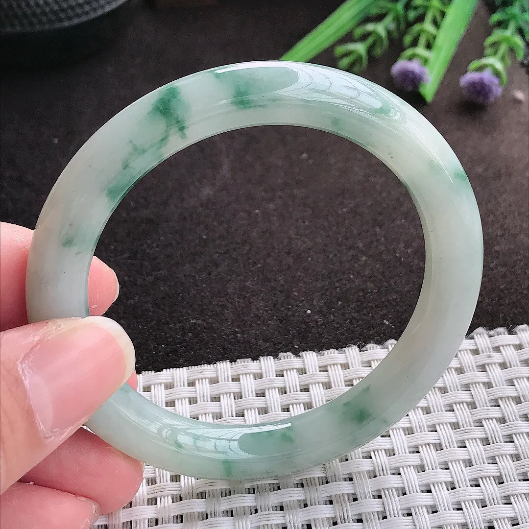 实拍A货翡翠53.8/9.3/9.1老坑冰润飘花圆条手镯翡翠玉镯女款
