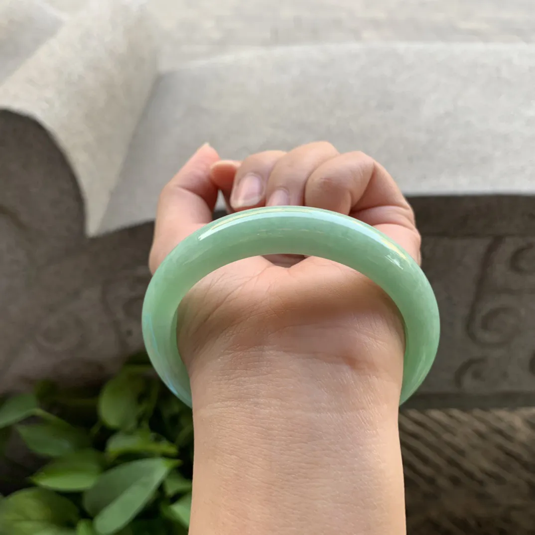 圈口57.4-11.5-8.3 【满绿正圈手镯】正圈57 58可戴