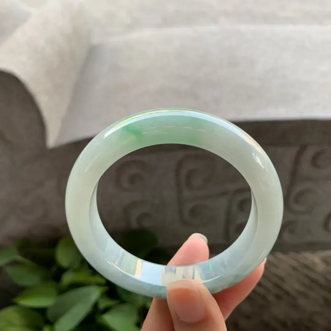 圈口54.4-12.8-9.1 【阳绿飘花正圈手镯】正圈54 55可戴