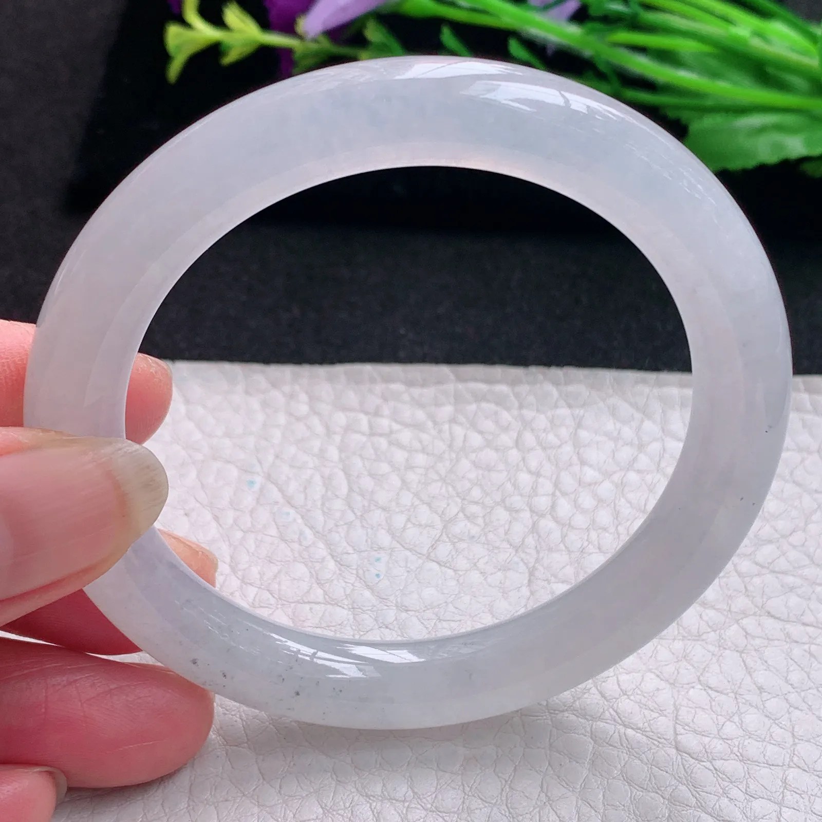 nr实拍56*9.3美人镯 天然缅甸翡翠冰纯玉手镯 圆条美人镯