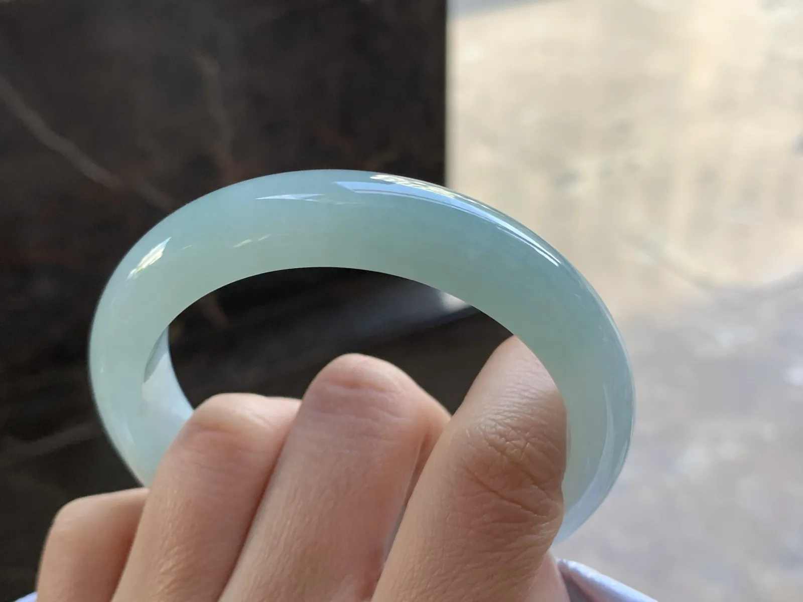 57-13.6-8.7

蓝底手镯^_^细腻