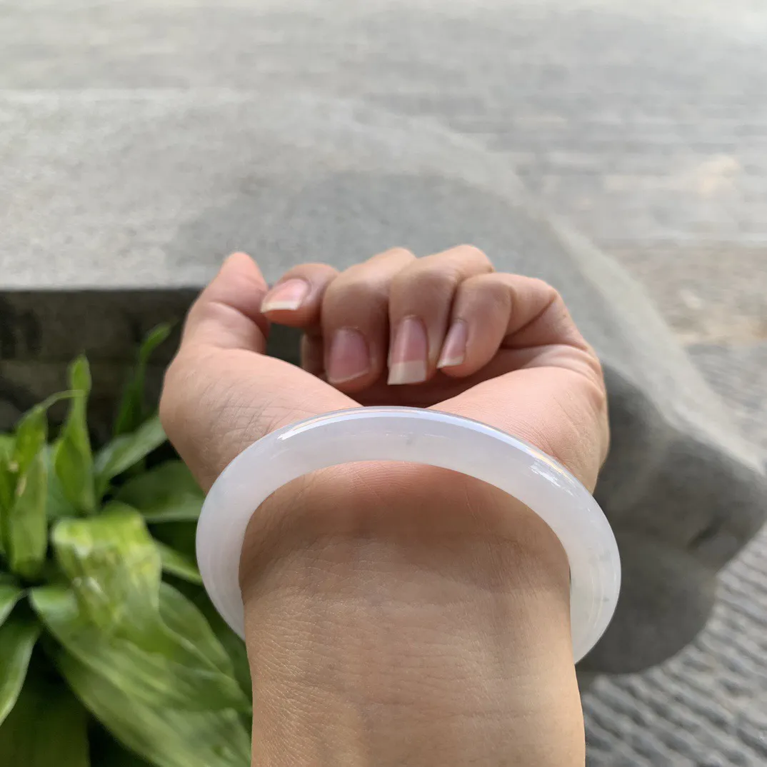 圈口55-7.7 【冰白圆条手镯】  圆条55 56可戴