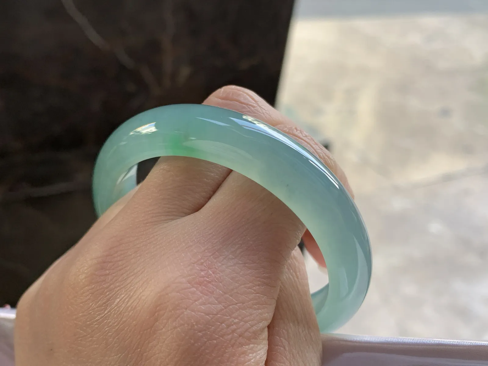 53.5-12.3-7.5

蓝水手镯^_^鲜艳