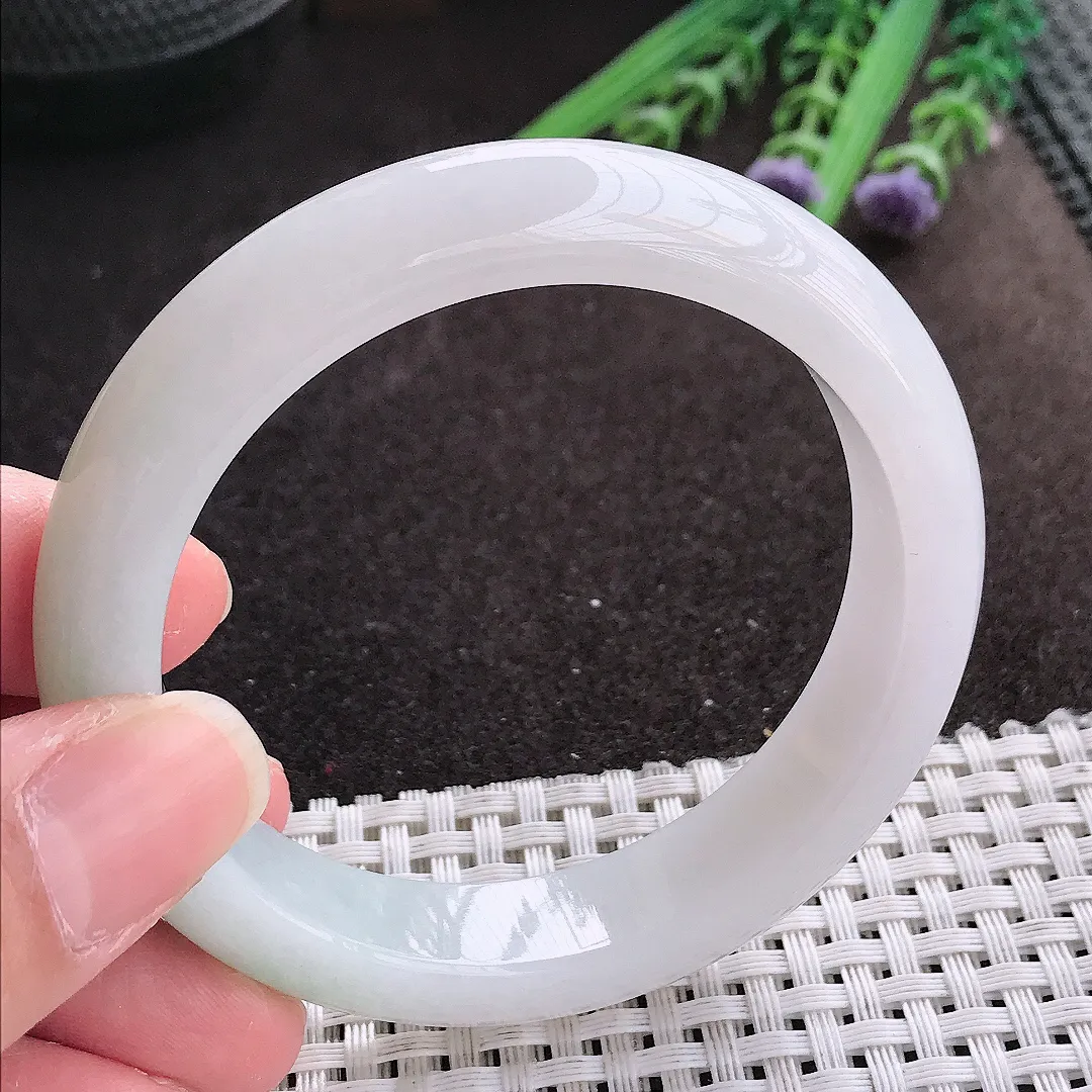 实拍A货翡翠55.5/12.8/8.5老坑冰润起胶浅绿手镯宽边翡翠玉镯女款