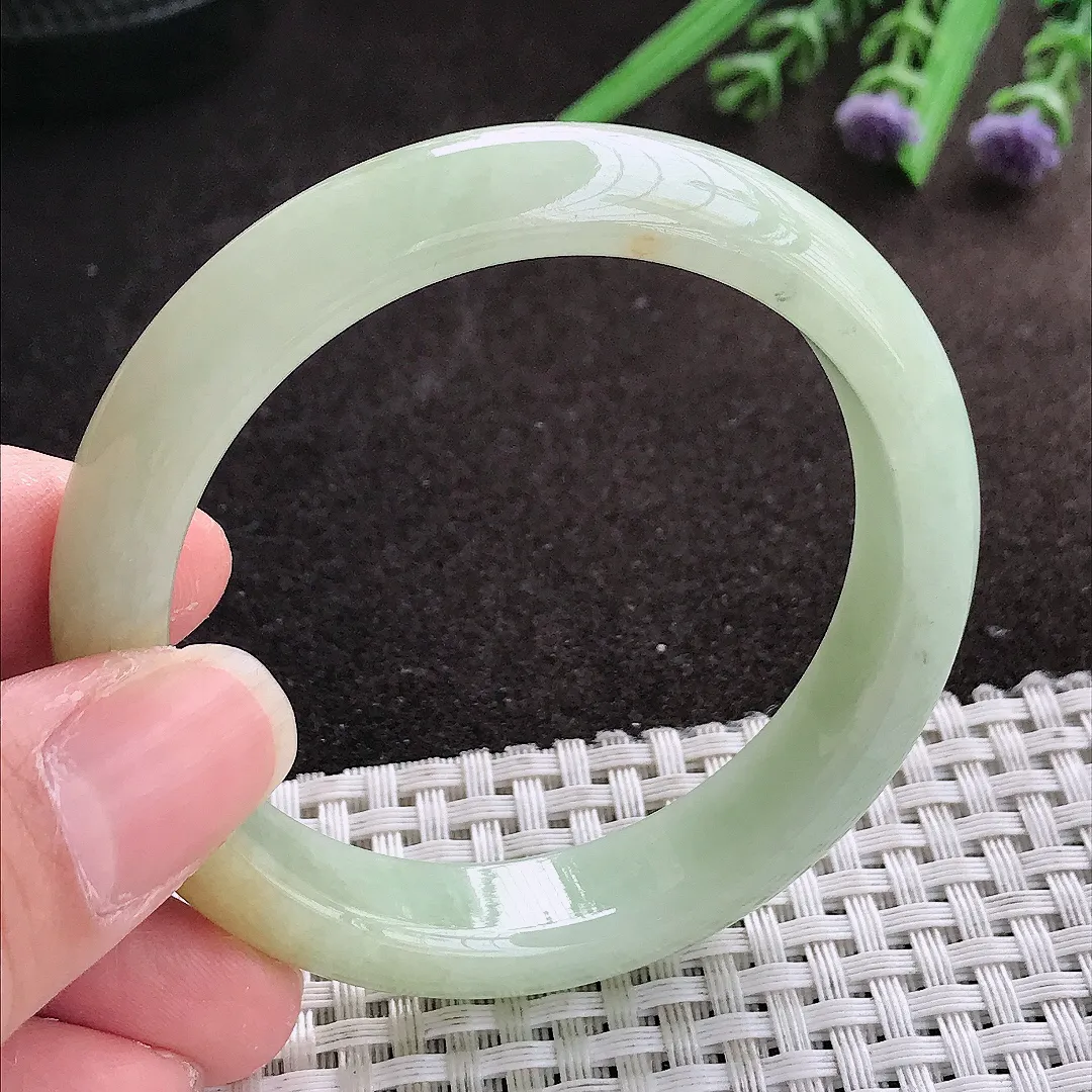 实拍A货翡翠53/12.2/7.8老坑精美特色黄翡手镯宽边翡翠玉镯女款