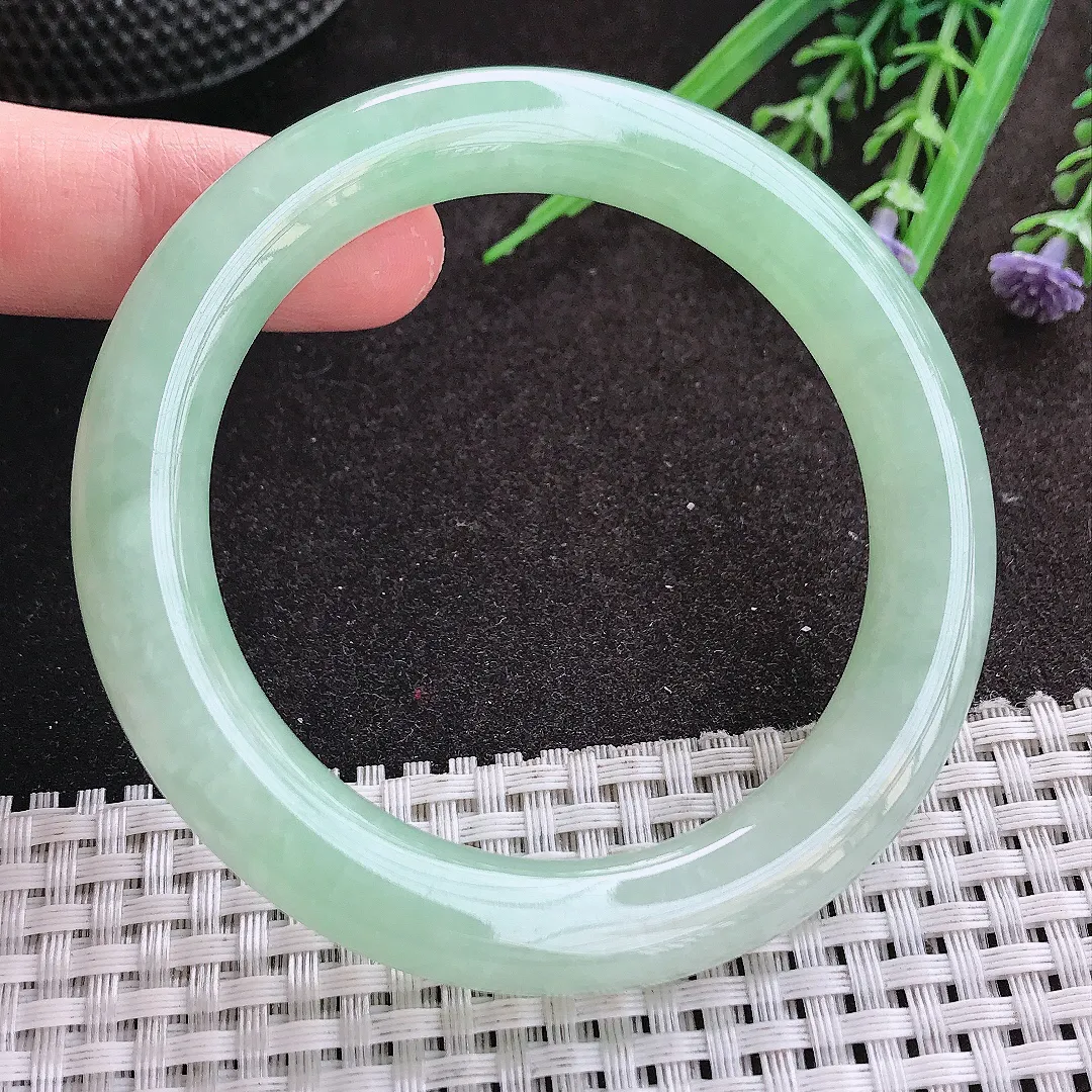 实拍A货翡翠56/10.1/10.3老坑冰胶果冻冰晴甜绿圆条手镯翡翠玉镯女款