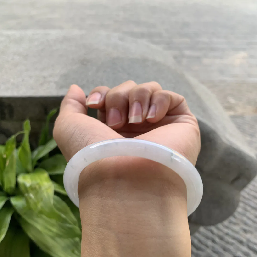 圈口55-7.7 【冰白圆条手镯】  圆条55 56可戴