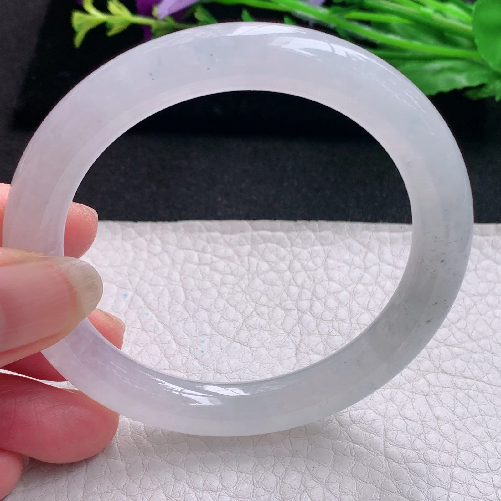 nr实拍56*9.3美人镯 天然缅甸翡翠冰纯玉手镯 圆条美人镯