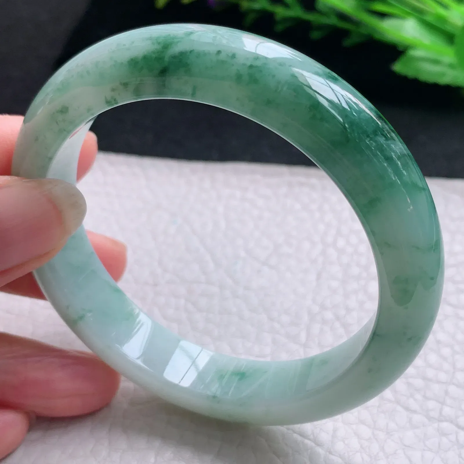 ym实拍56.8*12.8*8.6平安镯 天然缅甸翡翠飘花玉手镯灵动宽边玉手环