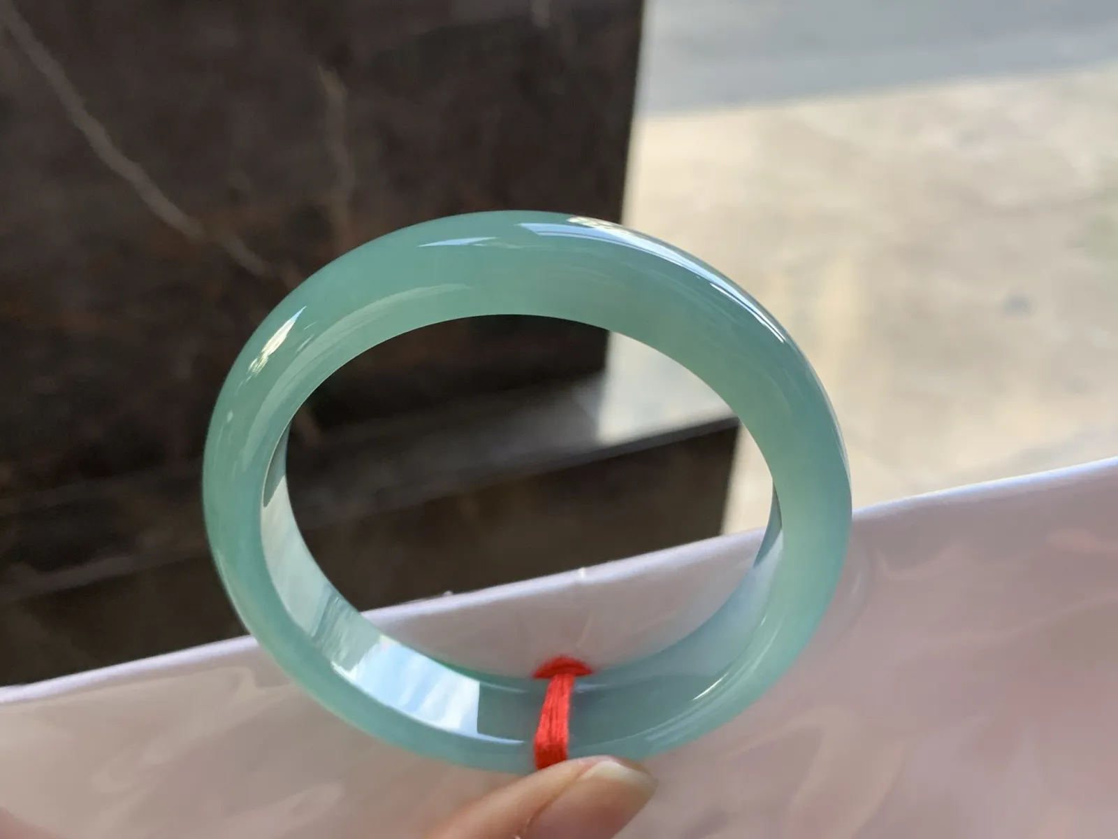 53.5-12.3-7.5

蓝水手镯^_^鲜艳