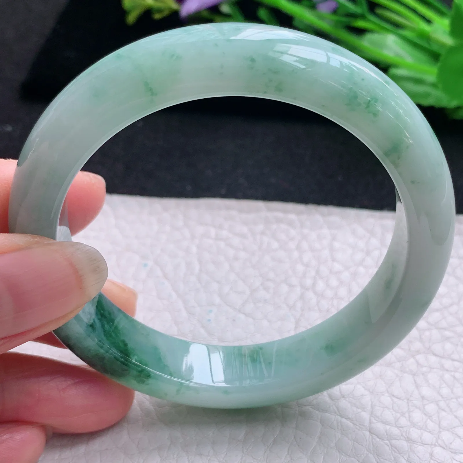 ym实拍56.8*12.8*8.6平安镯 天然缅甸翡翠飘花玉手镯灵动宽边玉手环