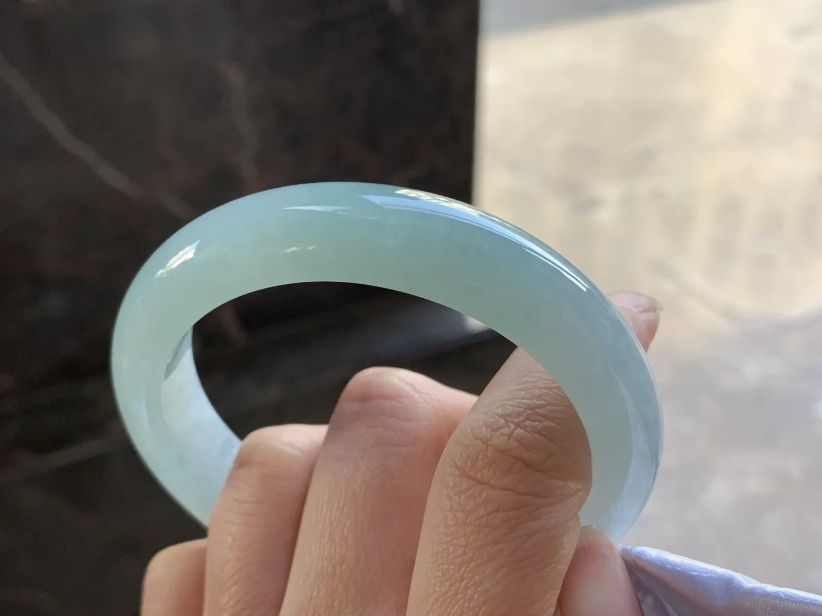 57-13.6-8.7

蓝底手镯^_^细腻