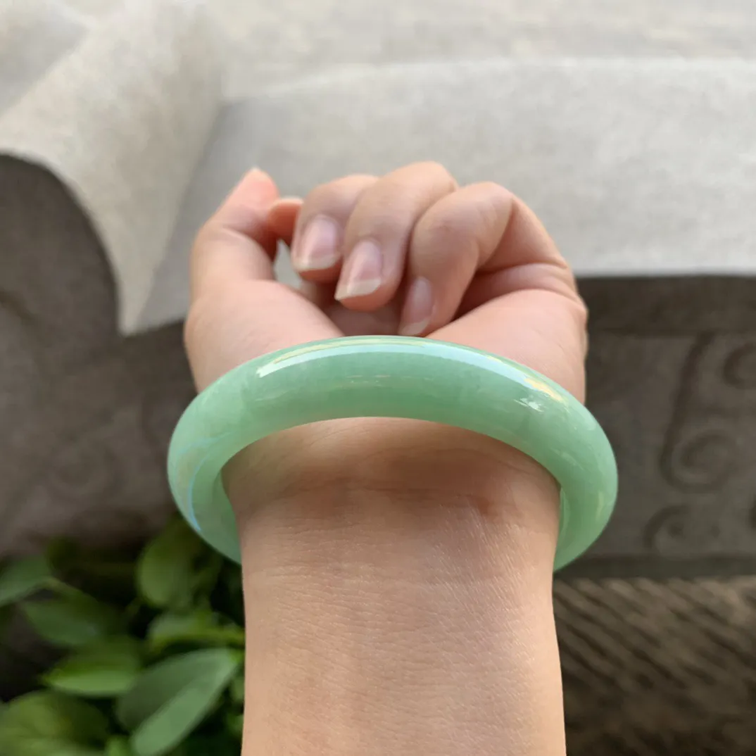 圈口57.4-11.5-8.3 【满绿正圈手镯】正圈57 58可戴