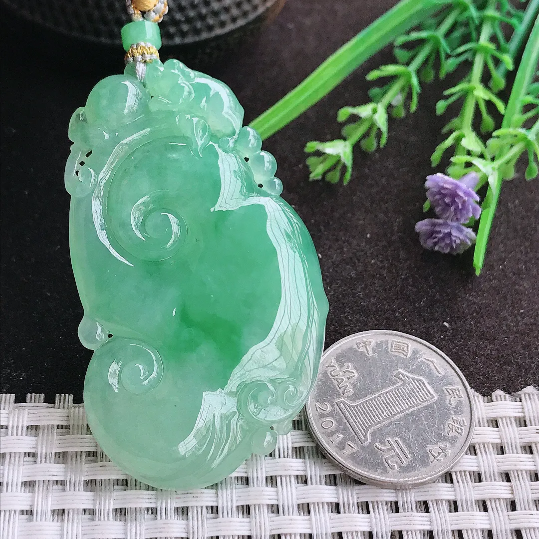 实拍A货翡翠60/35.3/7.2老坑冰胶果冻冰晴满绿大如意吊坠翡翠挂件毛衣链
