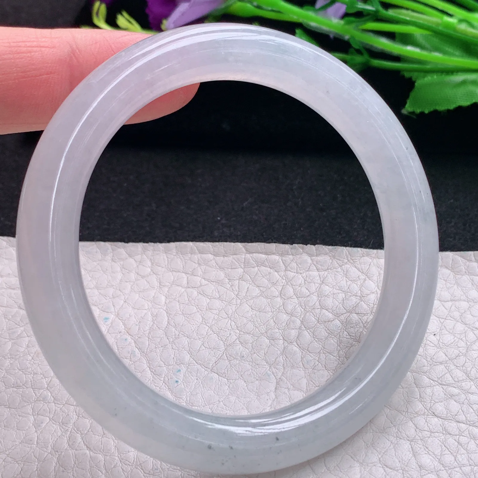 nr实拍56*9.3美人镯 天然缅甸翡翠冰纯玉手镯 圆条美人镯