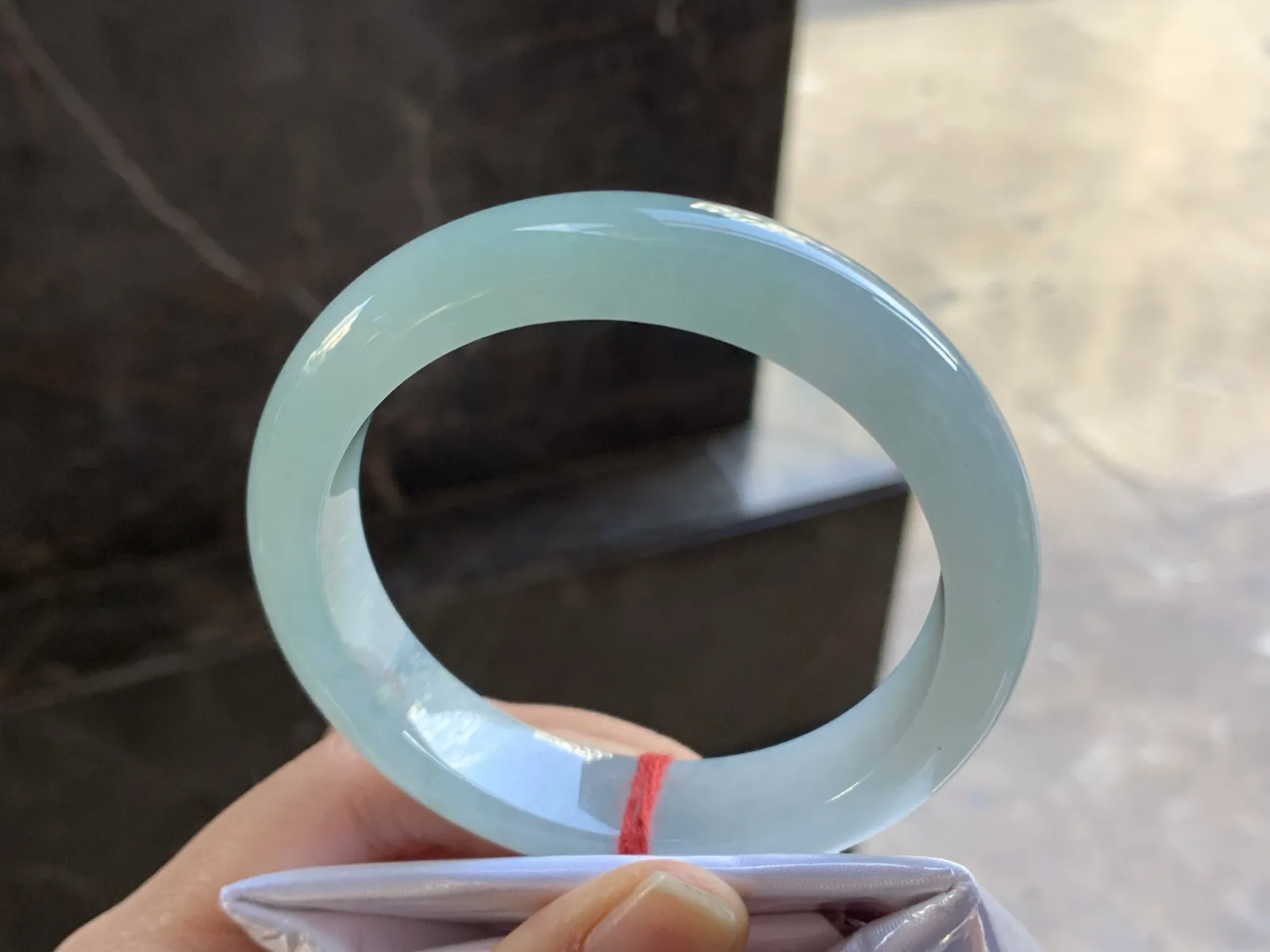 57-13.6-8.7

蓝底手镯^_^细腻