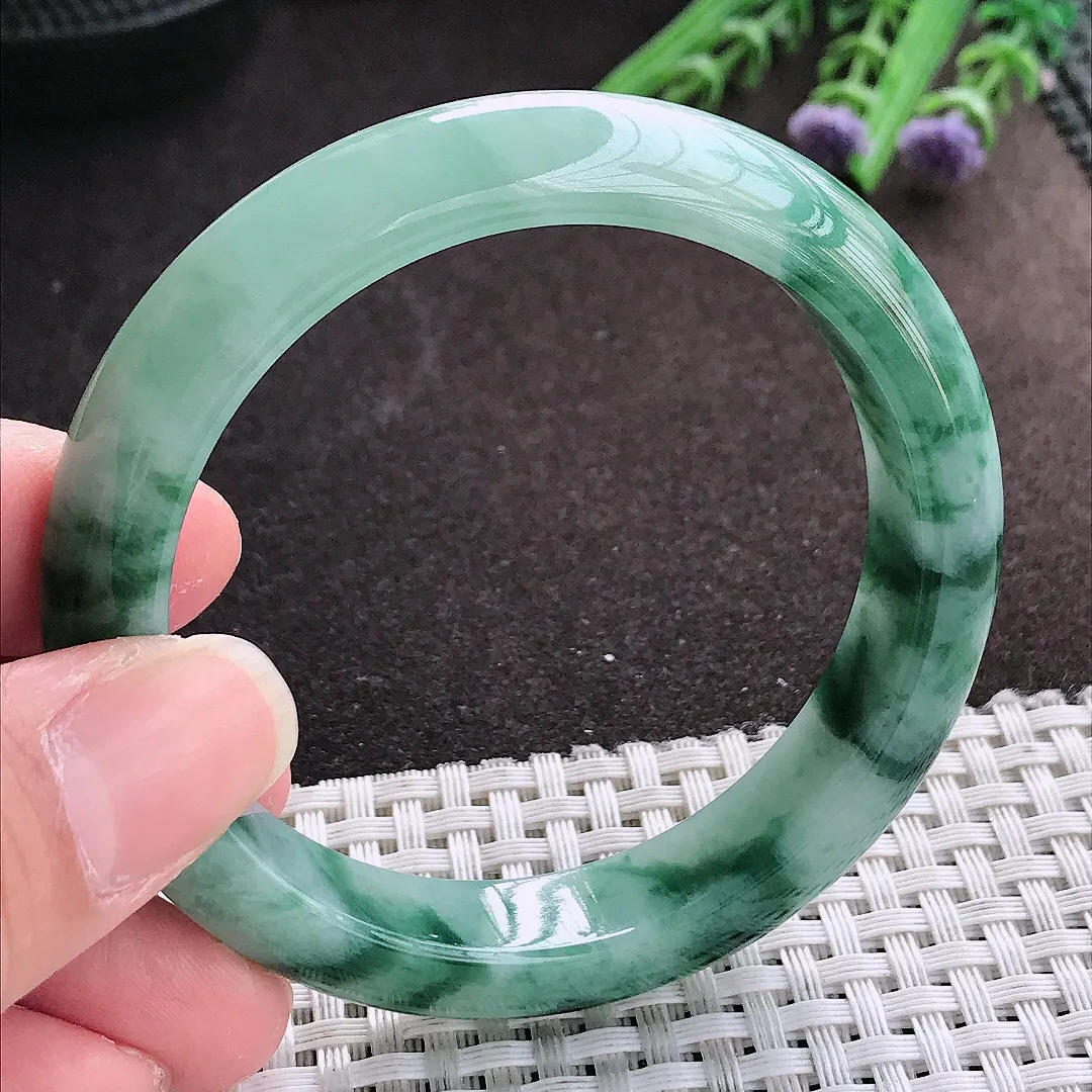 实拍A货翡翠55/12.3/8.2老坑冰润飘花手镯宽边翡翠玉镯女款