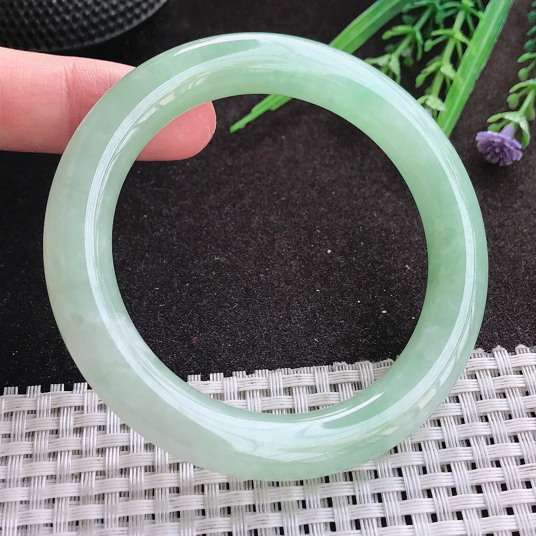 实拍A货翡翠56/10.1/10.3老坑冰胶果冻冰晴甜绿圆条手镯翡翠玉镯女款