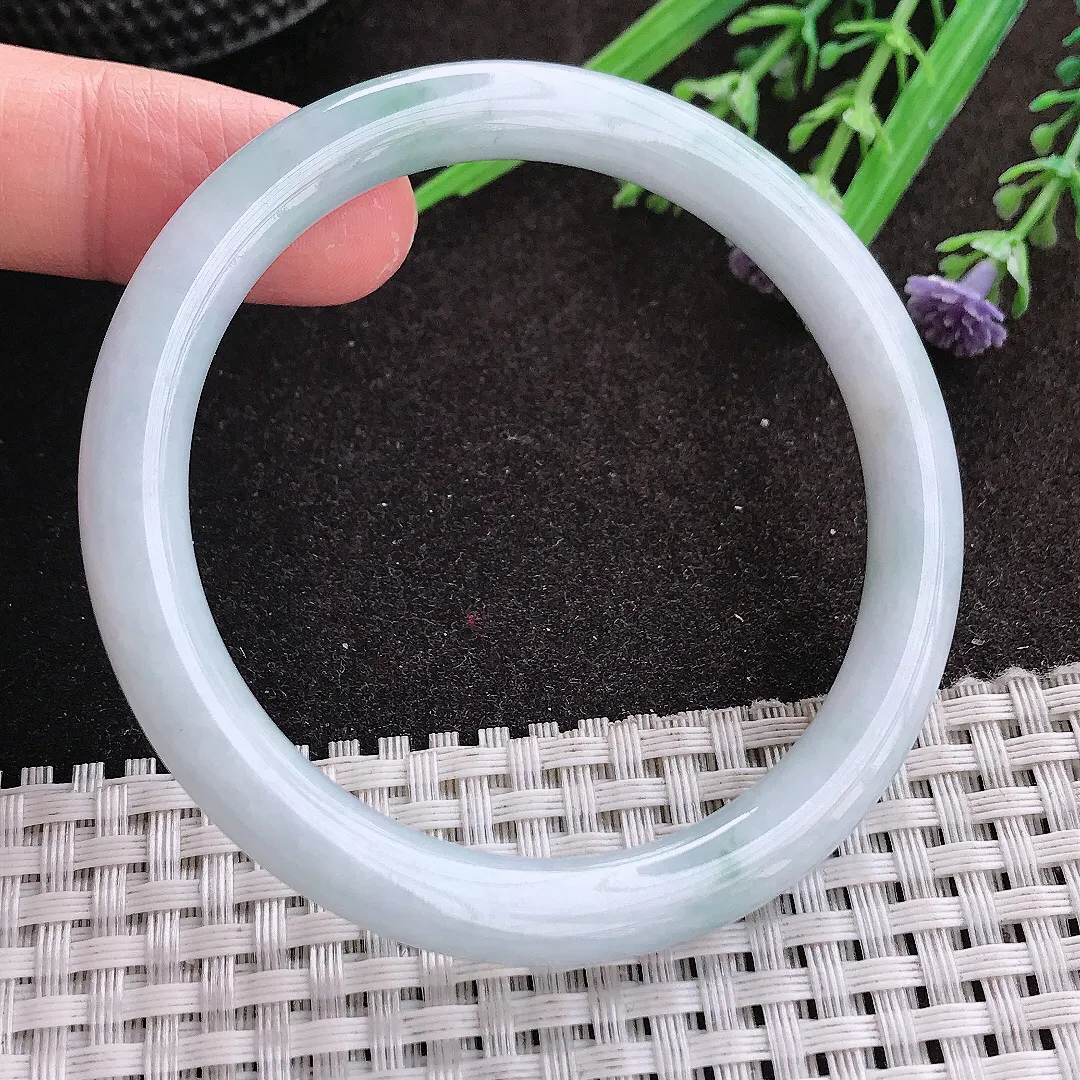 实拍A货翡翠54/6.8/7.7老坑秀气温润飘花圆条手镯细条翡翠玉镯女款