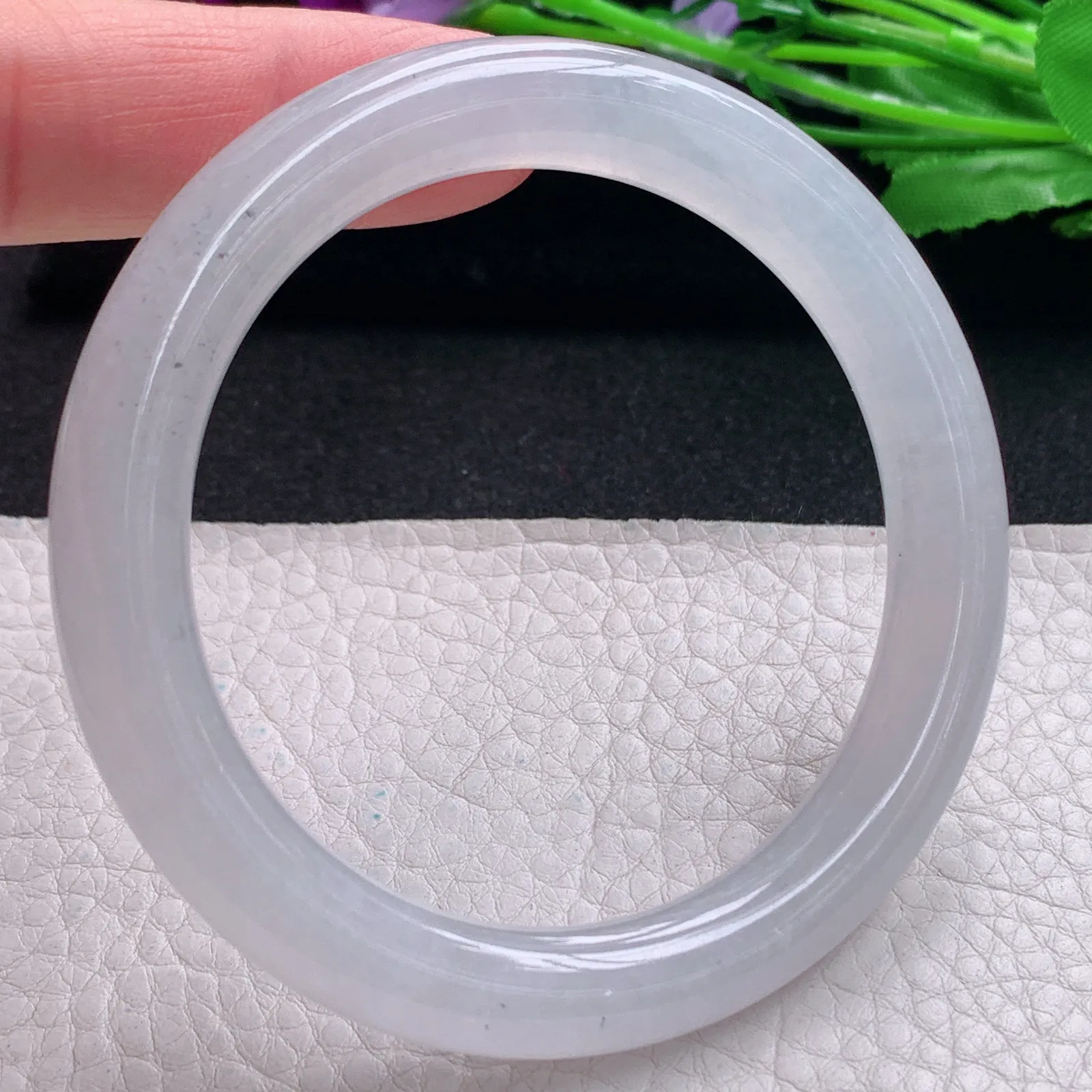 nr实拍56*9.3美人镯 天然缅甸翡翠冰纯玉手镯 圆条美人镯