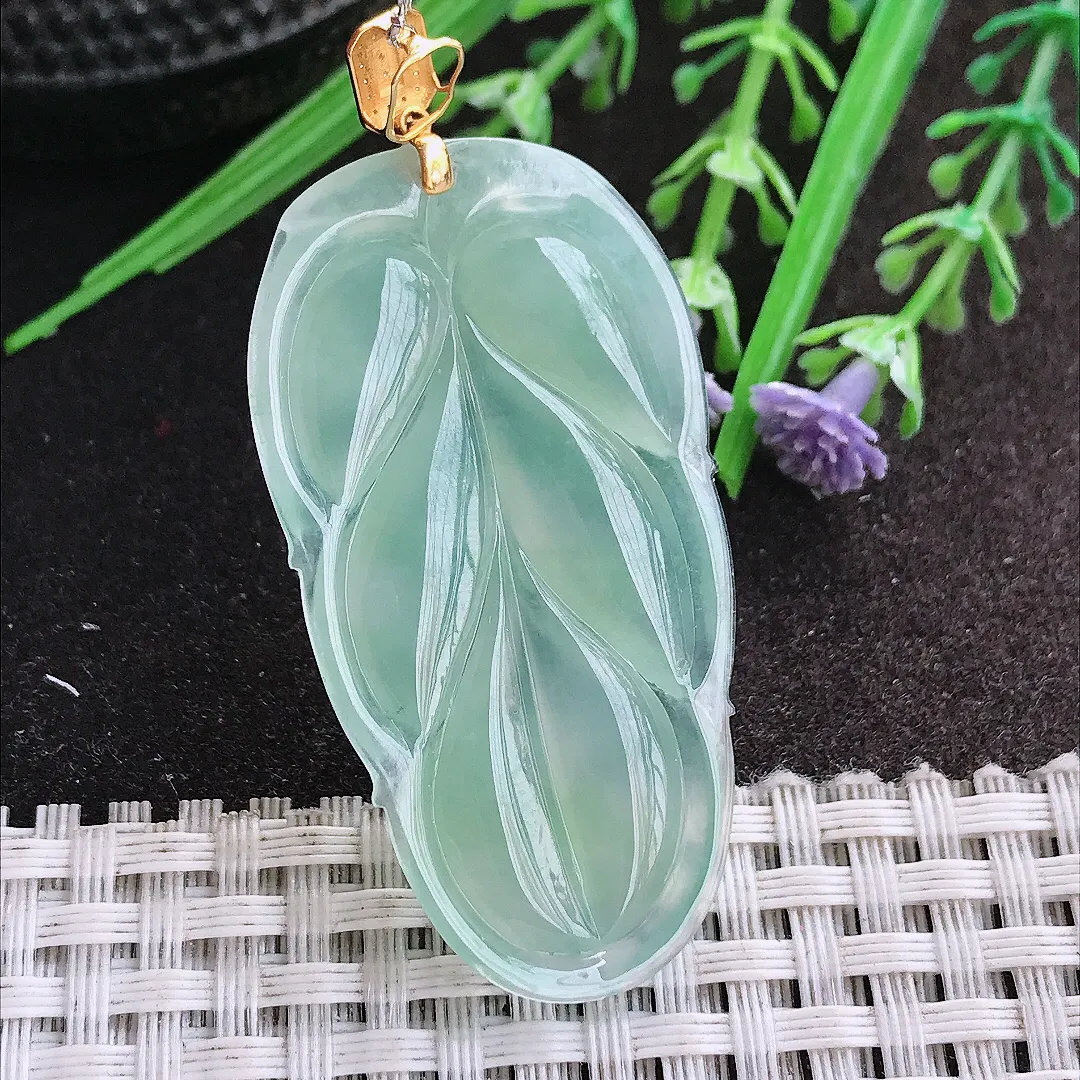 实拍A货翡翠48.8/26.3/5.6老坑18k金镶嵌冰种冰晴绿大叶子吊坠翡翠挂件