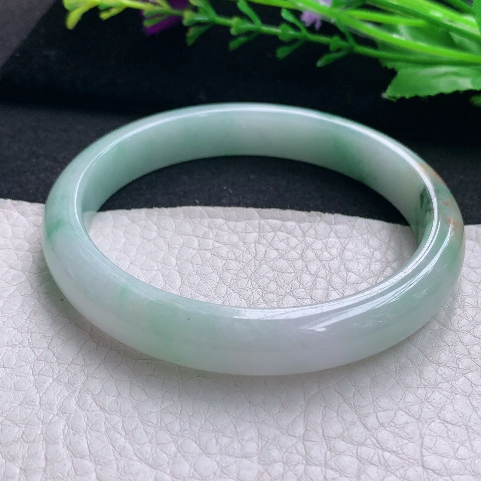 js大圈口61*11*7.3平安镯 天然缅甸翡翠三彩水润玉手镯 宽边玉手环