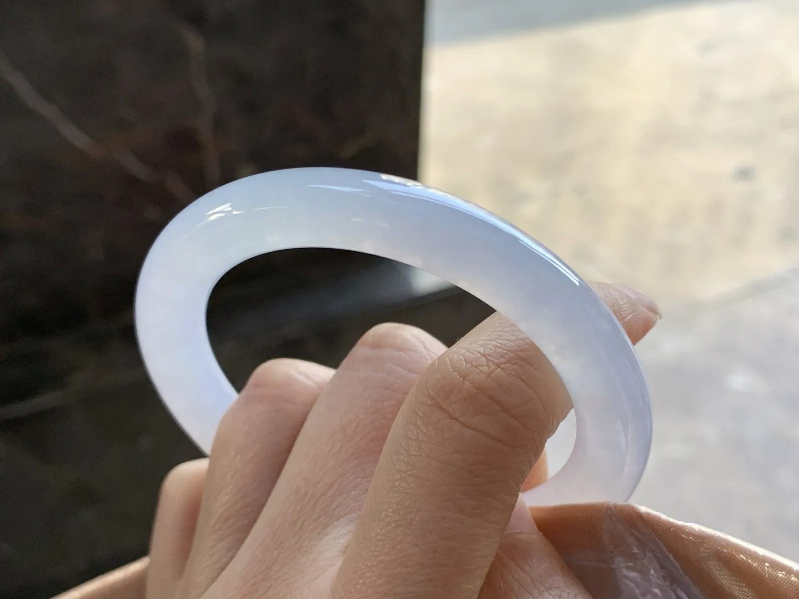 54.5-9.3

冰圆条手镯^_^冰透清新 水润