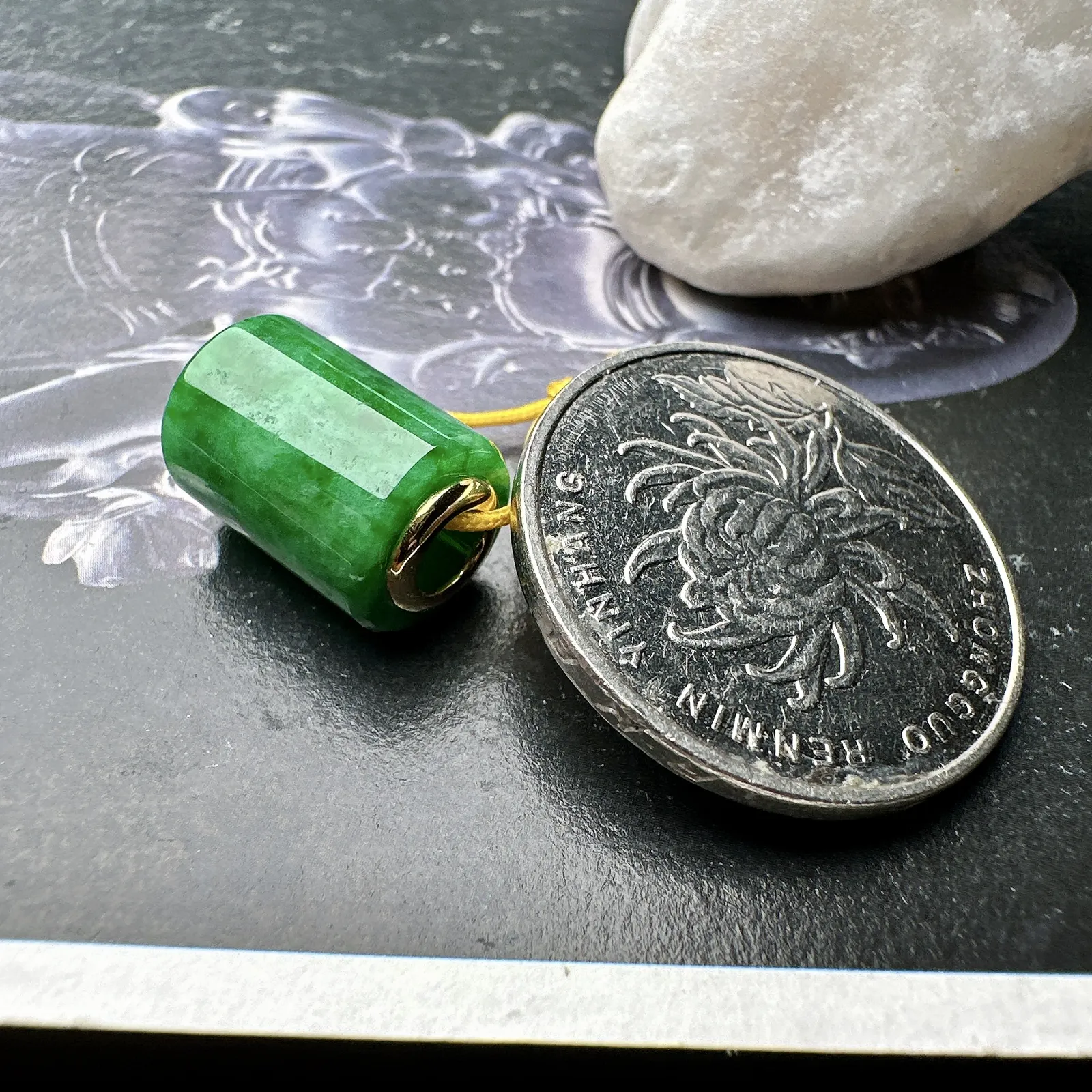 【冰种辣绿路路通】种水颜色，冰感明显，质地细腻干净，佩戴佳品。